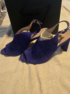 27 EDIT Royal Sapphire Suede Peep-Toe Slingback Block Heels 10W